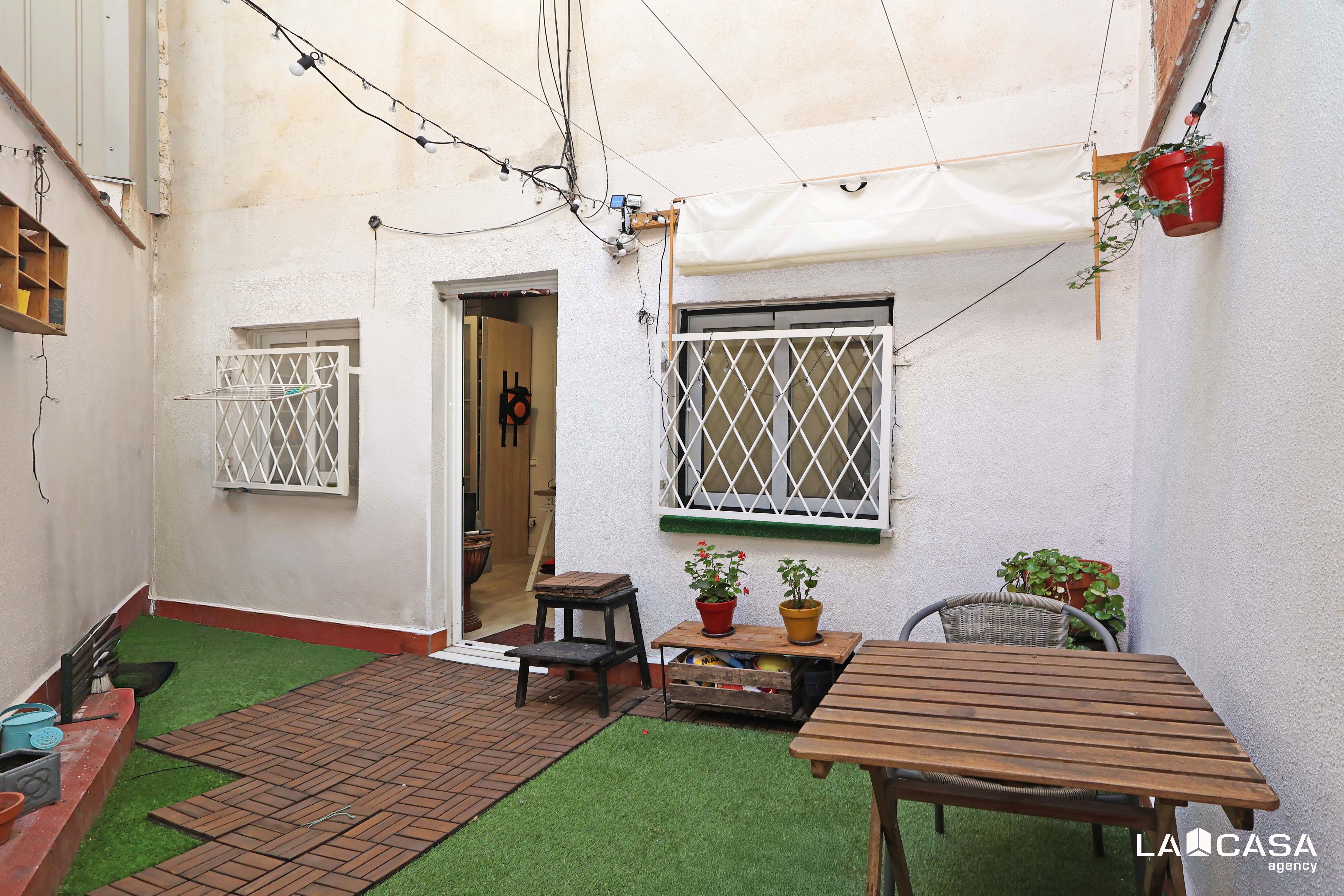 Garden of Planta baja for sale in L'Hospitalet de Llobregat  with Terrace