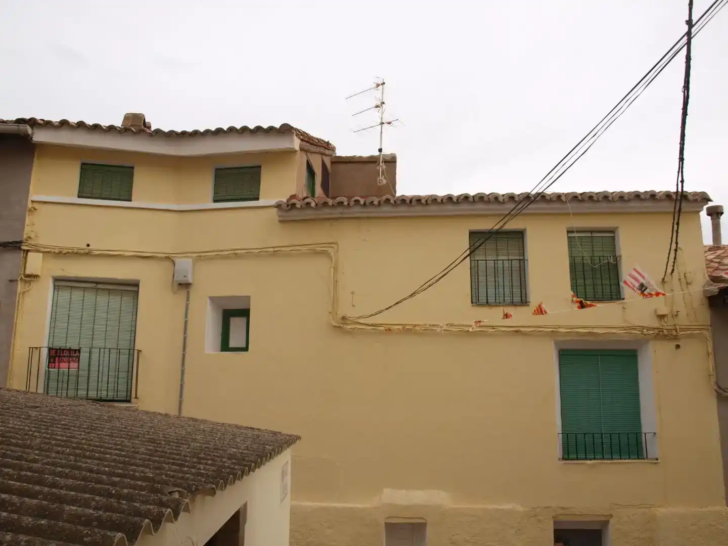 Außenansicht von Wohnung zur Miete in Cervera de la Cañada