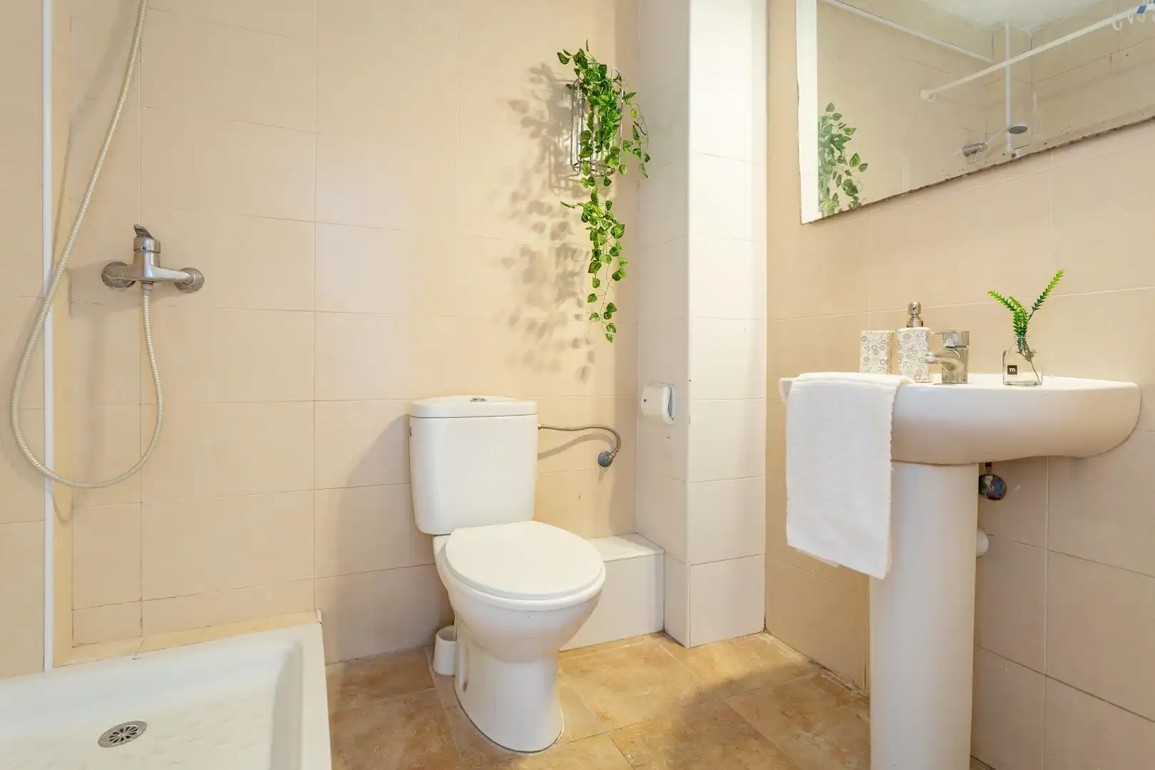 Baño de Apartamento en venta en Salou con Terraza