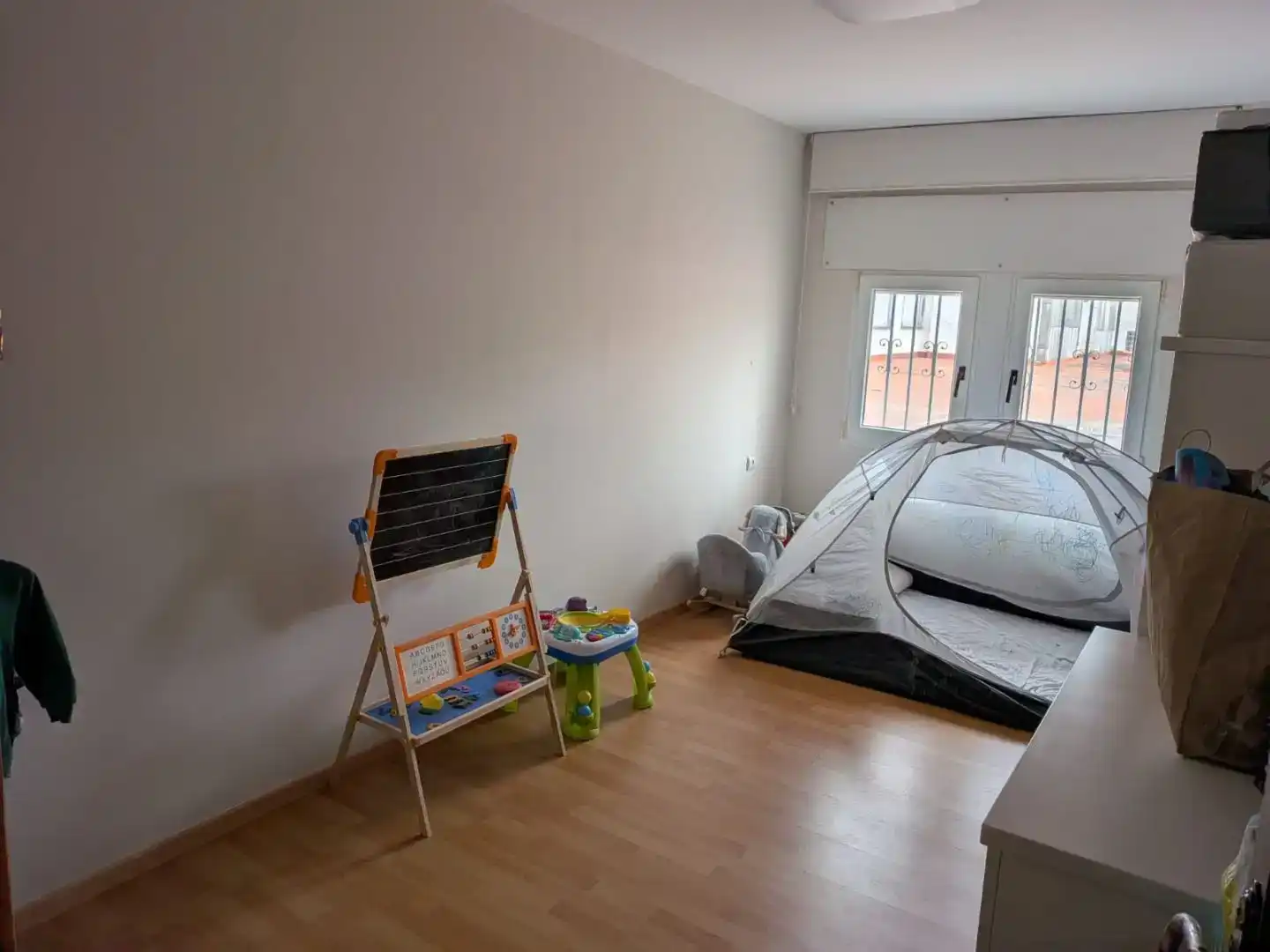 Bedroom of Flat for rent in Narón  with Furnished