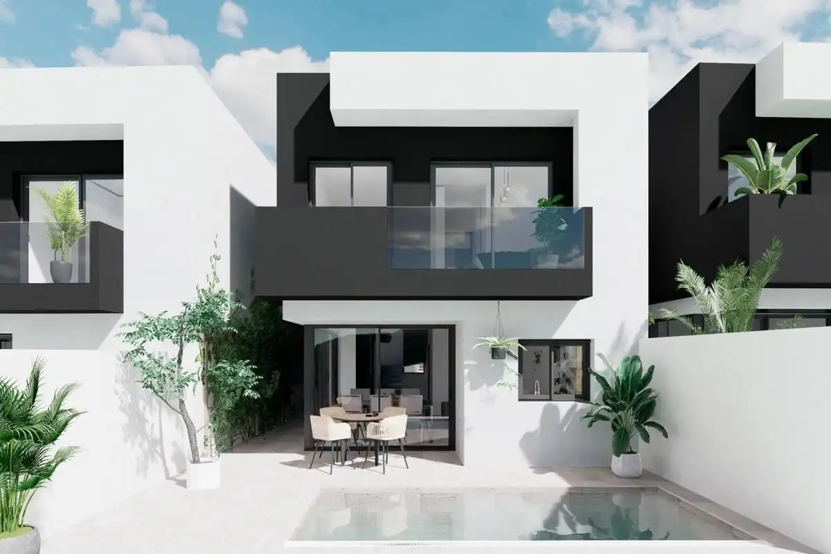 Terraced house with pool for sale in Las Majadas-Las Molinetas-Labradorcico, imagen 2