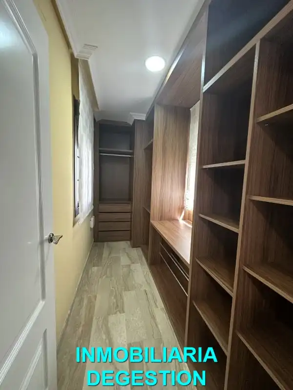 Apartamento de alquiler en Linares con Aire acondicionado, Calefacción y Amueblado