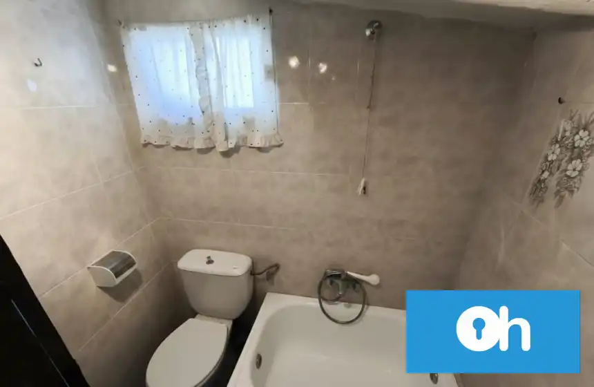 Baño de Finca rústica en venta en Los Molares