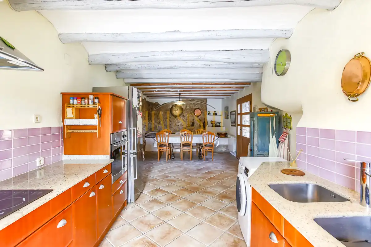 Casa rústica amb terrassa en venda a Torrelles de Foix, imagen 7