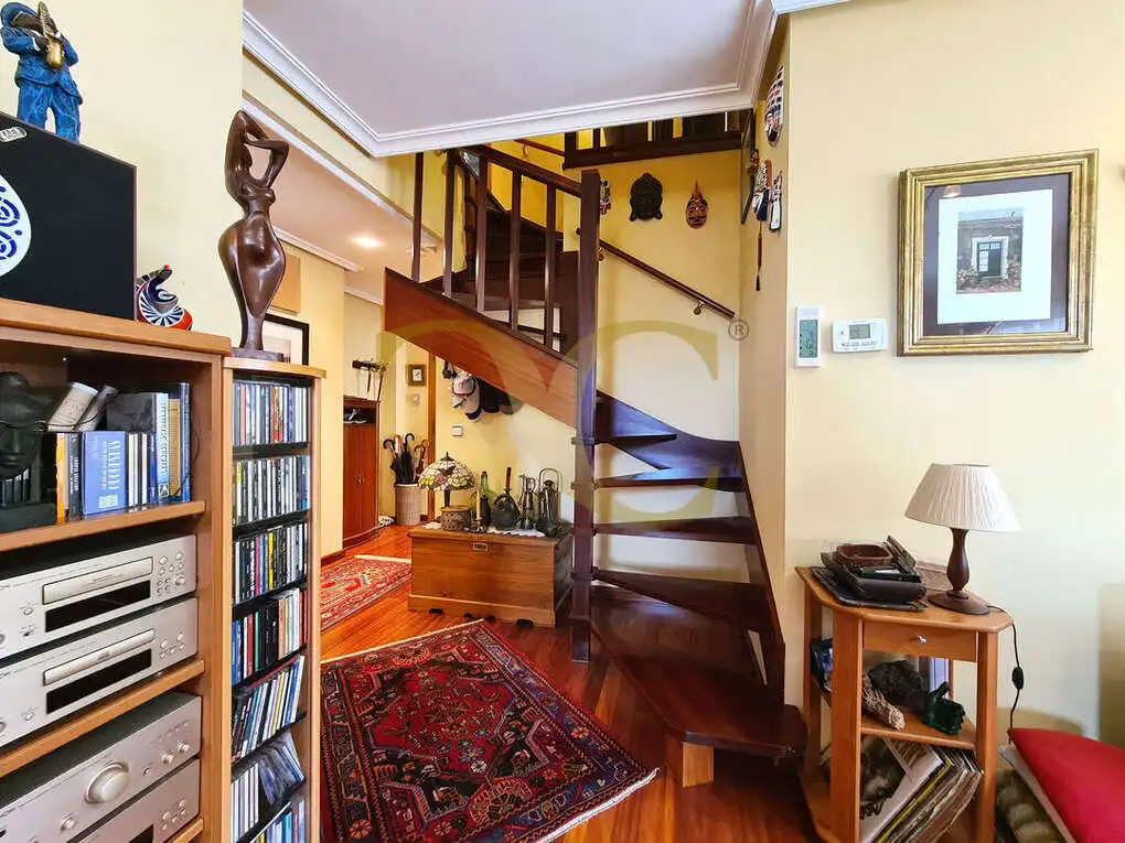 Dúplex en venta en Gijón  con Aire acondicionado, Calefacción y Trastero