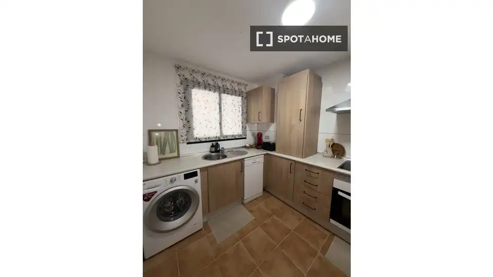 Cocina de Apartamento para compartir en Mijas con Aire acondicionado, Terraza y Amueblado