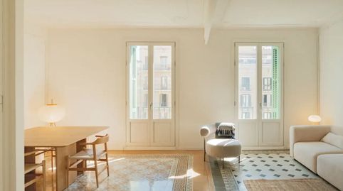 Foto 2 de Piso en venta en Sant Antoni, Barcelona Capital