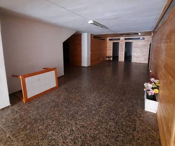 Local comercial en Venta en Parque Geólogo José Royo Gómez