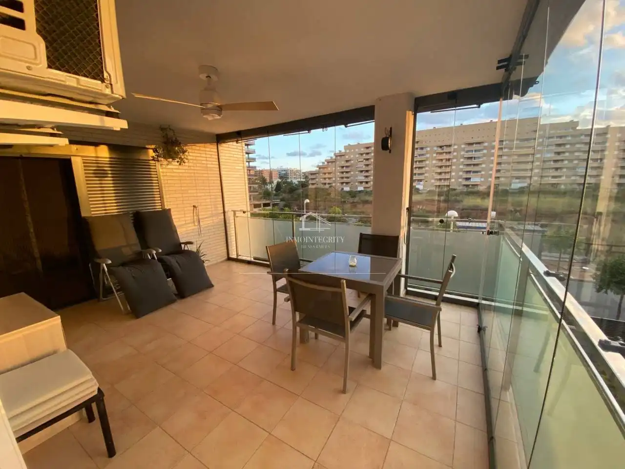 Apartamento con piscina en venta en Avenida Central 20, imagen 3