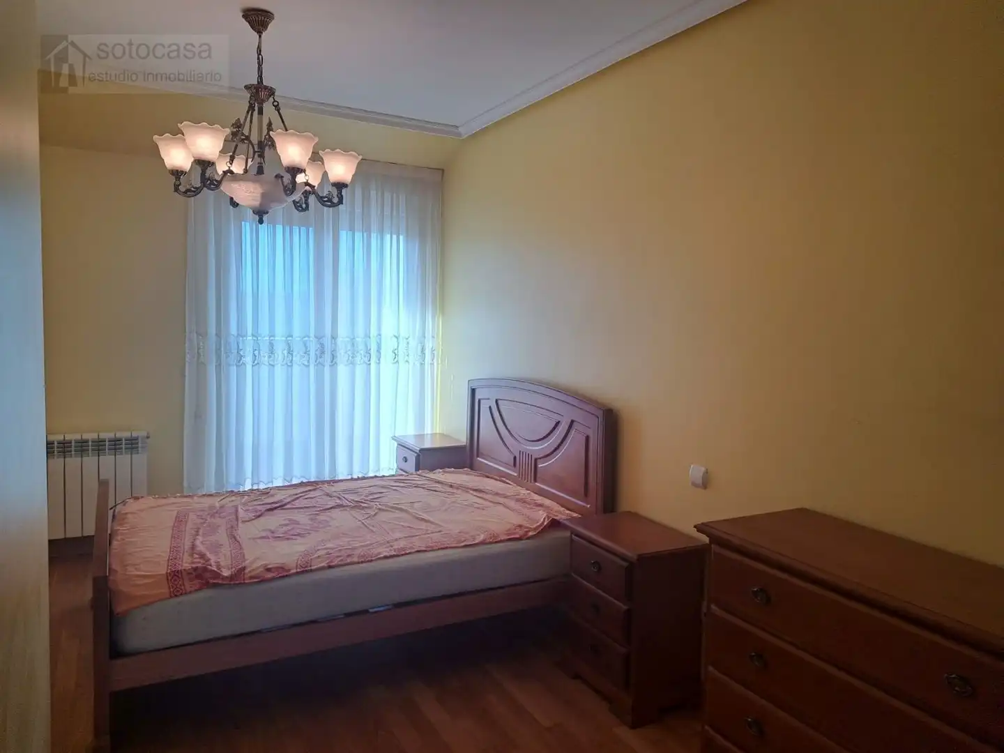 Bedroom of Attic for rent in Valladolid  with Heating, Terrace and Swimming Pool