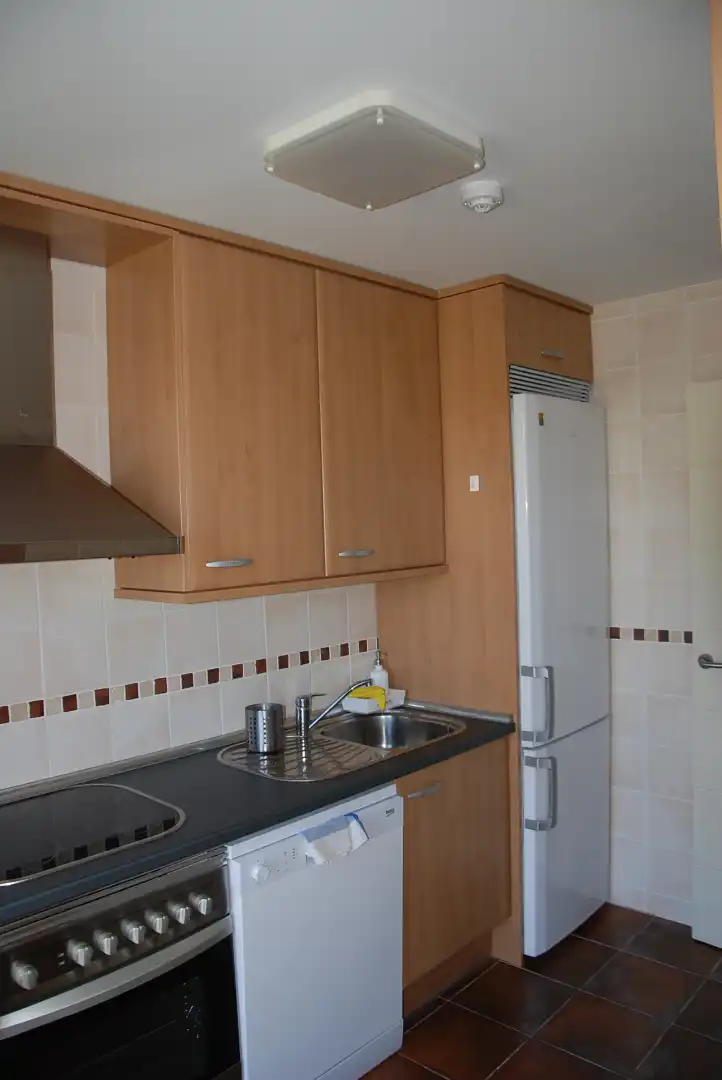 Cocina de Piso en venta en Sabiñánigo con Calefacción, Terraza y Trastero