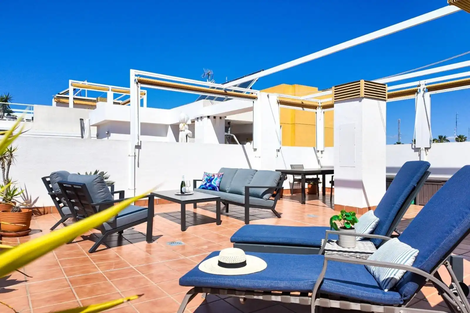 Penthouse with terrace for sale in Orihuela Costa, imagen 2