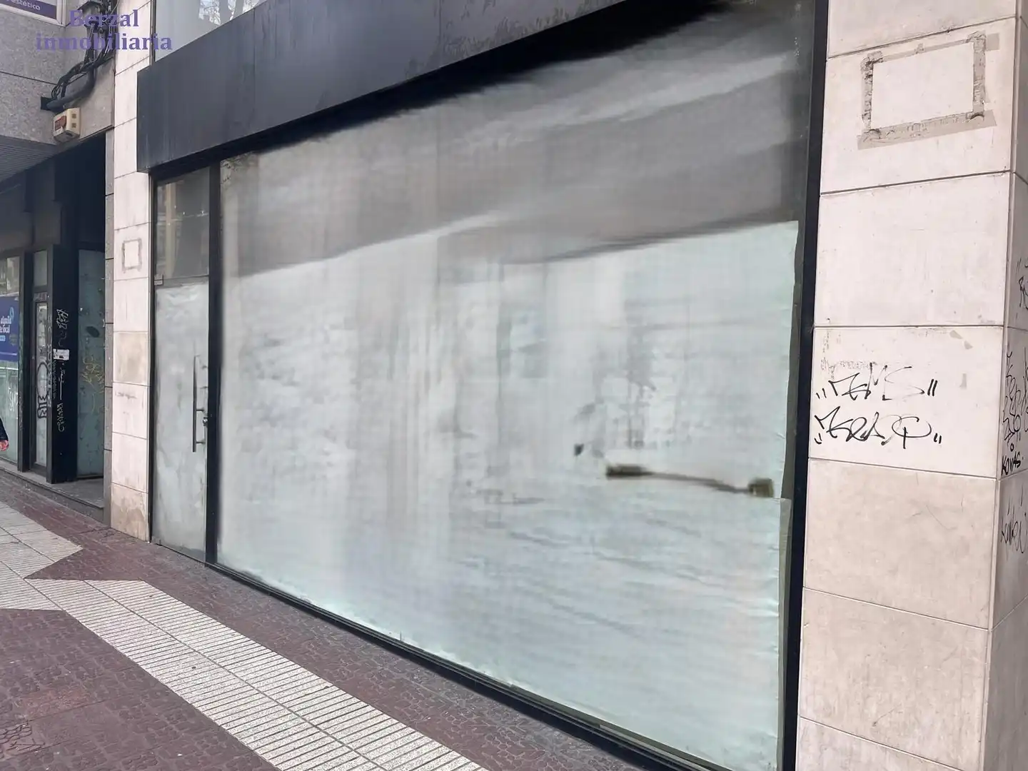 Local comercial en alquiler en Calle GENERAL VARA DEL REY, imagen 2