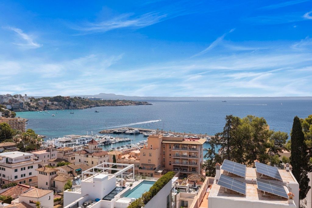 Vista exterior de Apartament en venda en  Palma de Mallorca amb Aire condicionat, Terrassa i Piscina comunitària