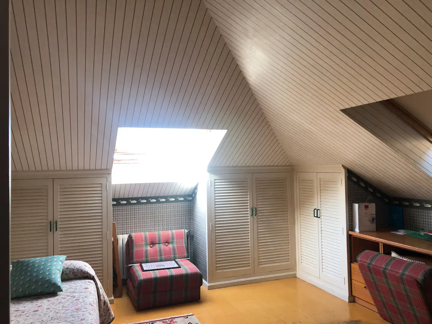 Schlafzimmer von Haus oder Chalet zum Verkauf in Oleiros mit Privatgarten, Parkett und Terrasse