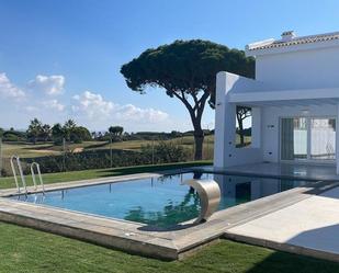 Swimming pool of House or chalet for sale in Chiclana de la Frontera  with Air Conditioner, Heating and Private garden