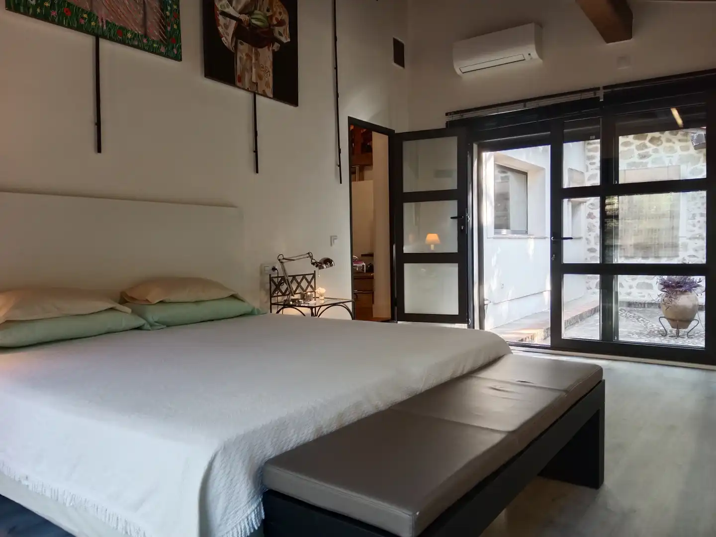 Habitación de Casa o chalet en venta en Cuacos de Yuste con Aire acondicionado, Calefacción y Jardín privado
