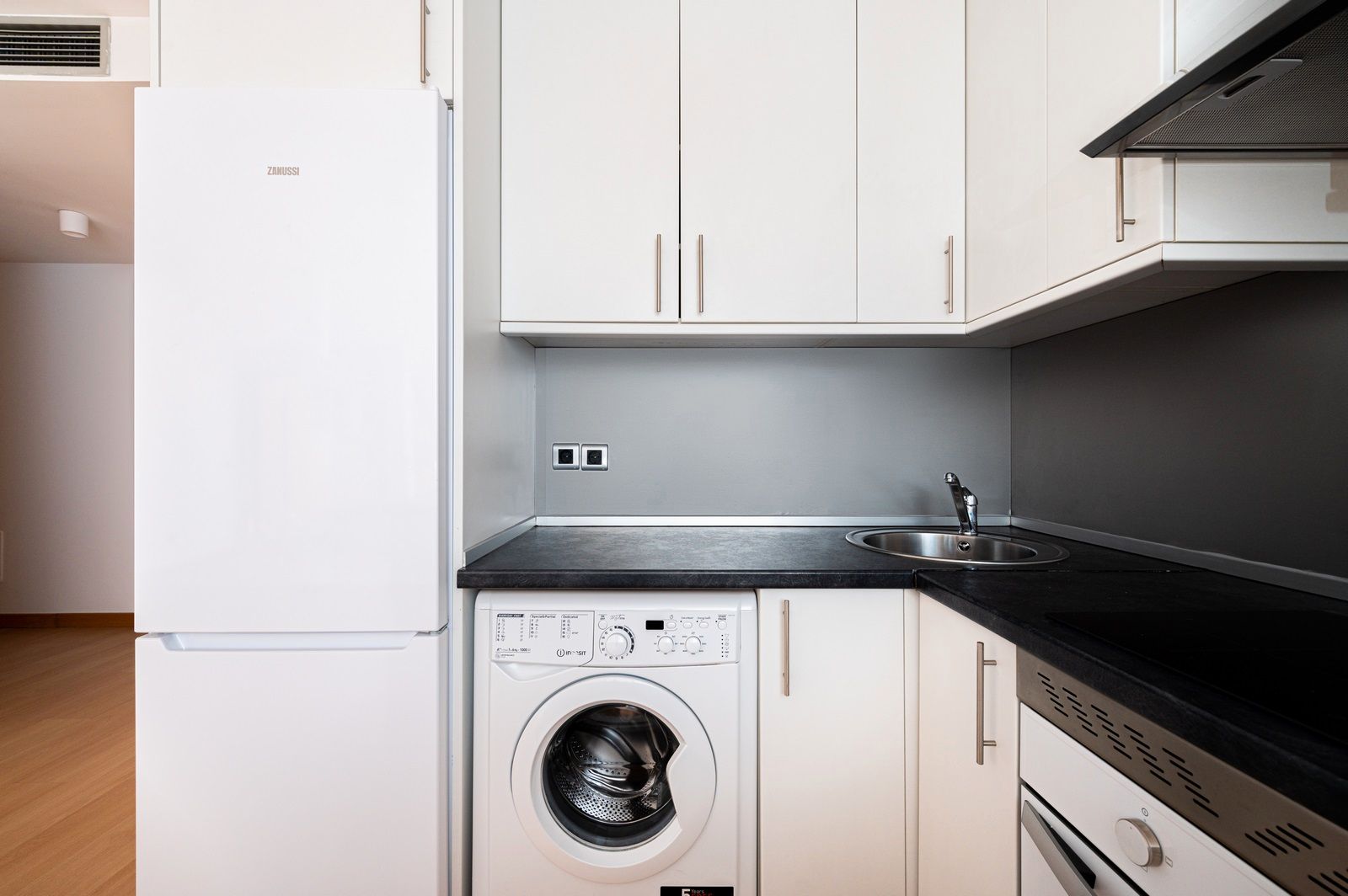 Cuina de Pis en venda en Pinto amb Parquet i Terrassa