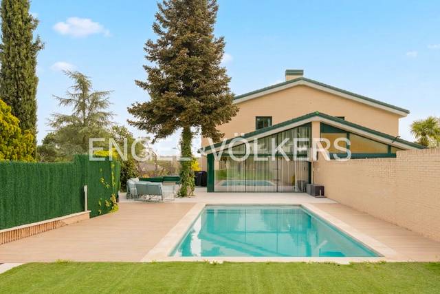 Casa adosada en Alquiler en Soto de Viñuelas
