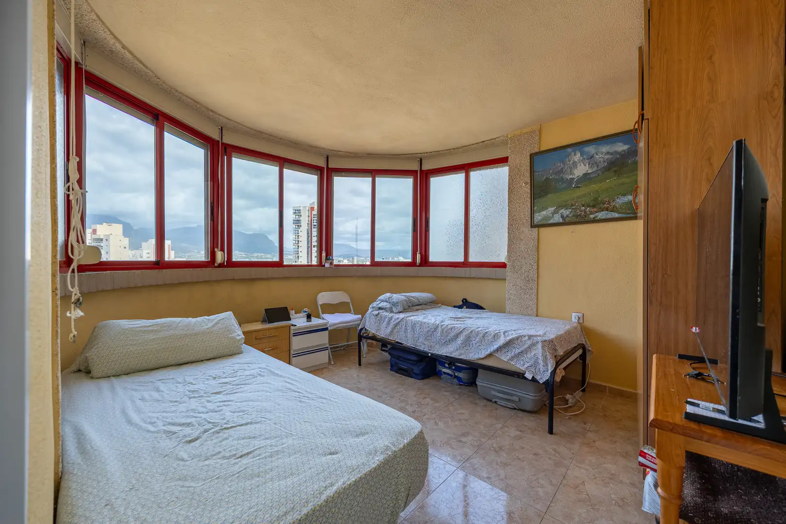 Habitación de Apartamento en venta en Benidorm con Piscina, Amueblado y Piscina comunitaria