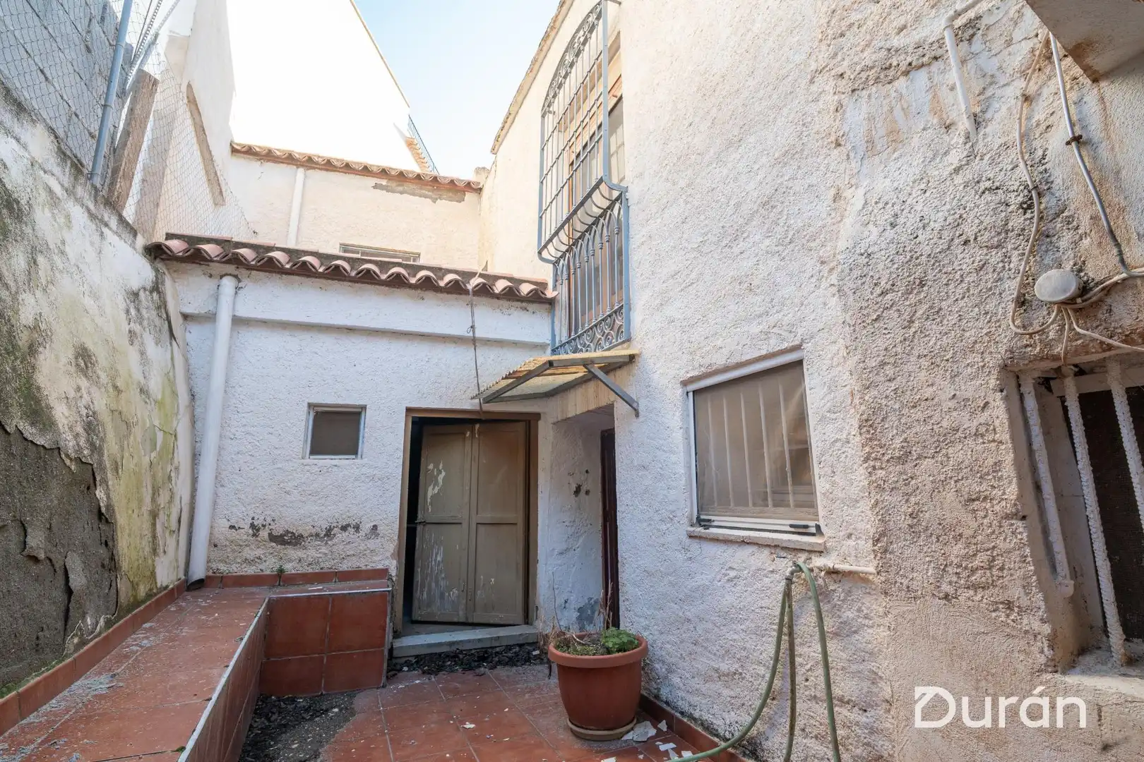 Vista exterior de Finca rústica en venda en Alcolea amb Aire condicionat, Jardí privat i Traster