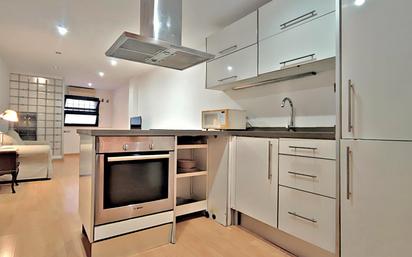 Cuina de Apartament de lloguer en  Barcelona Capital amb Aire condicionat, Calefacció i Parquet