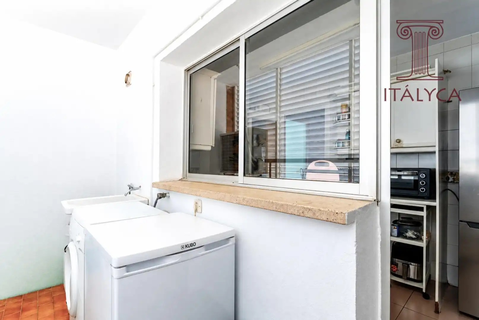 Balcony of Flat for sale in Sevilla  with Air Conditioner, Heating and Terrace