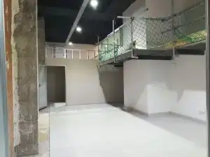 Nau industrial en venda a PAU de Carabanchel
