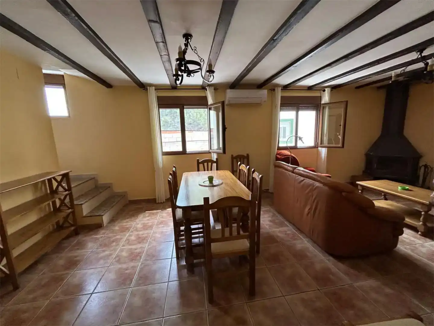 Menjador de Casa o xalet en venda en Bogarra amb Aire condicionat i Balcó