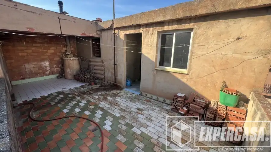 Außenansicht von Country house zum Verkauf in L'Alcora mit Terrasse und Möbliert