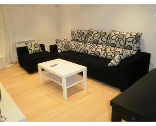 Living room of Flat to rent in Salamanca Capital  with Heating and Furnished