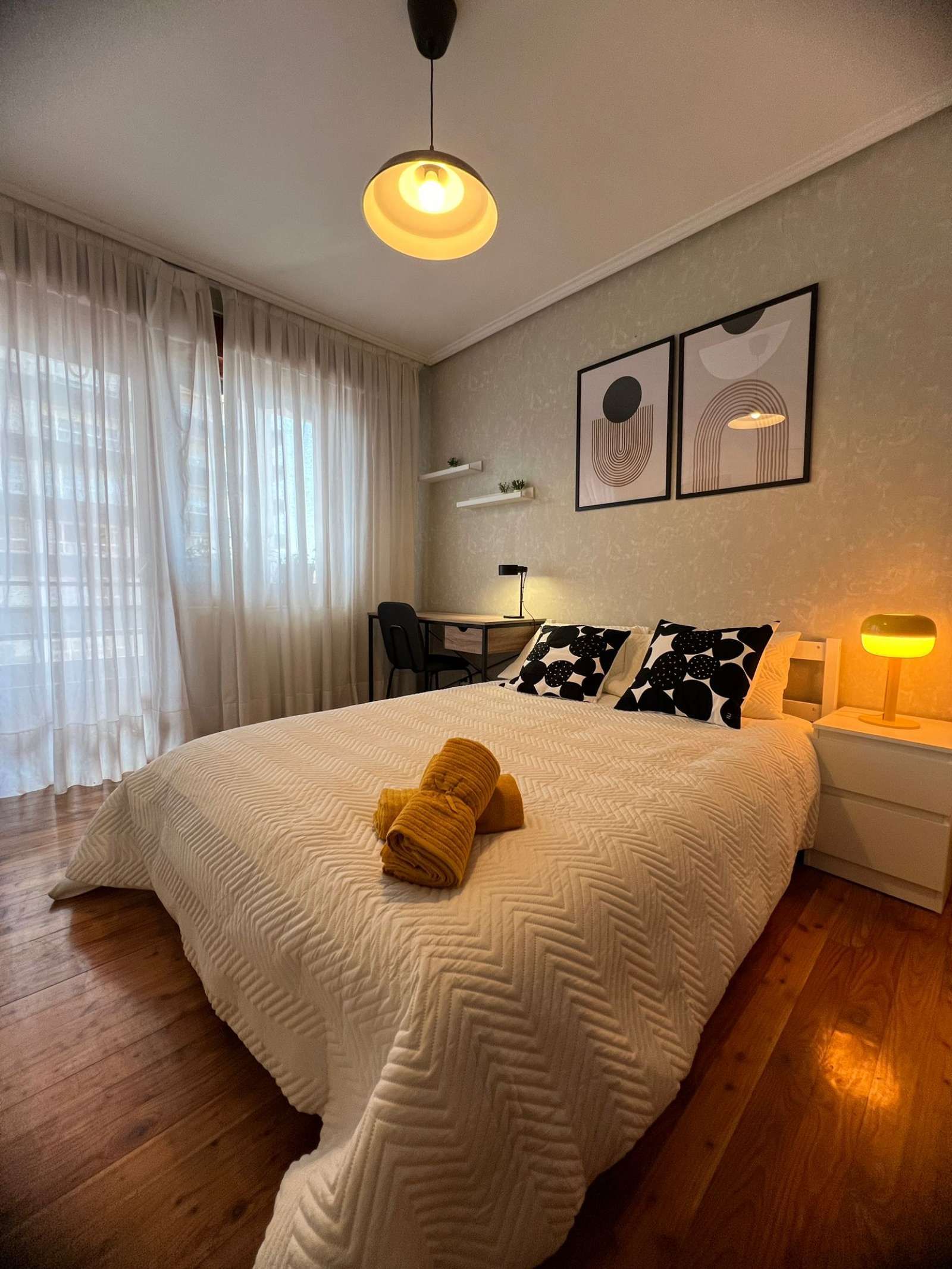 Bedroom of Flat to share in Bilbao   with Air Conditioner, Heating and Terrace