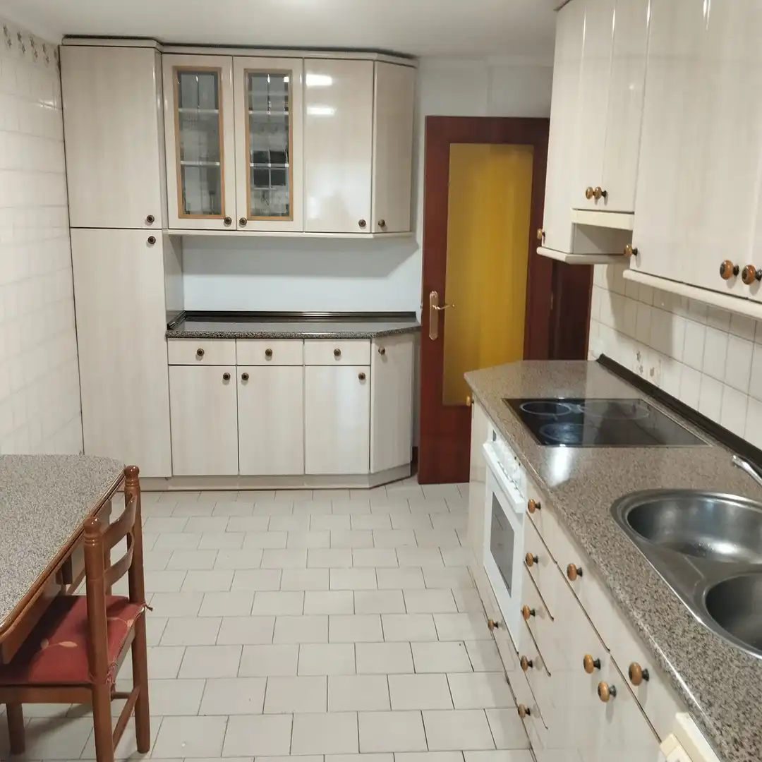 Appartamento con terrazza in vendita a Plaza Constitución 6, imagen 4