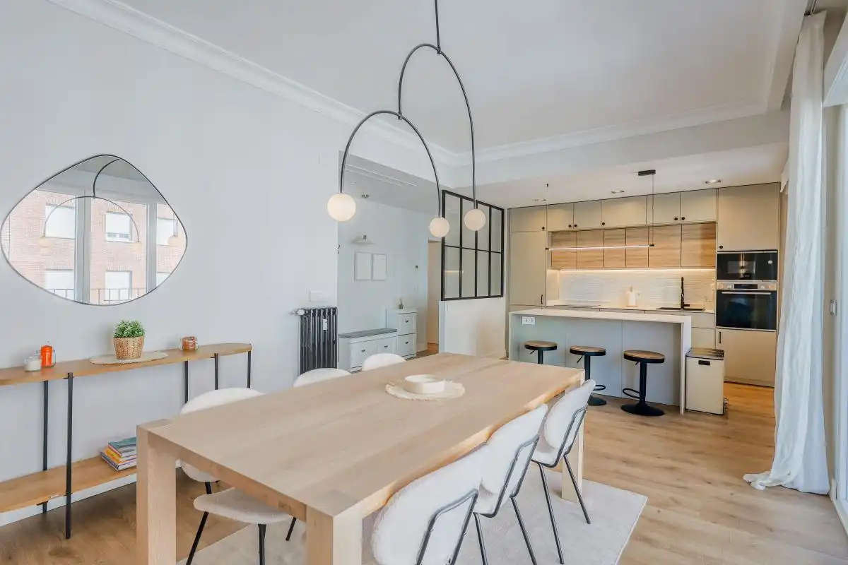 Dining room of Flat for rent in Madrid  with Air Conditioner, Heating and Terrace