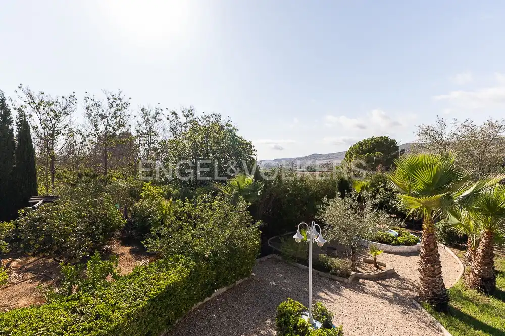 Casa o chalet de alquiler en Turís con Aire acondicionado, Calefacción y Jardín privado
