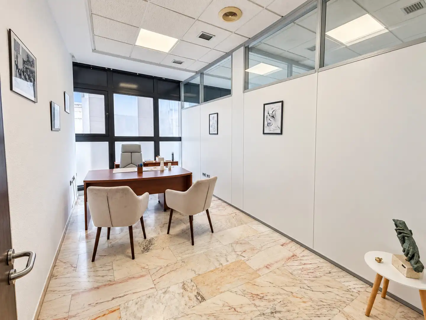 Office for rent in Centro