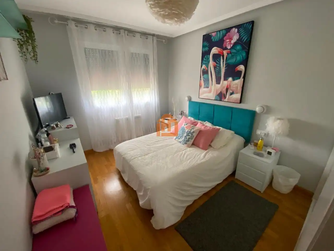 Habitación de Casa adosada en venta en San Andrés del Rabanedo con Calefacción, Jardín privado y Trastero