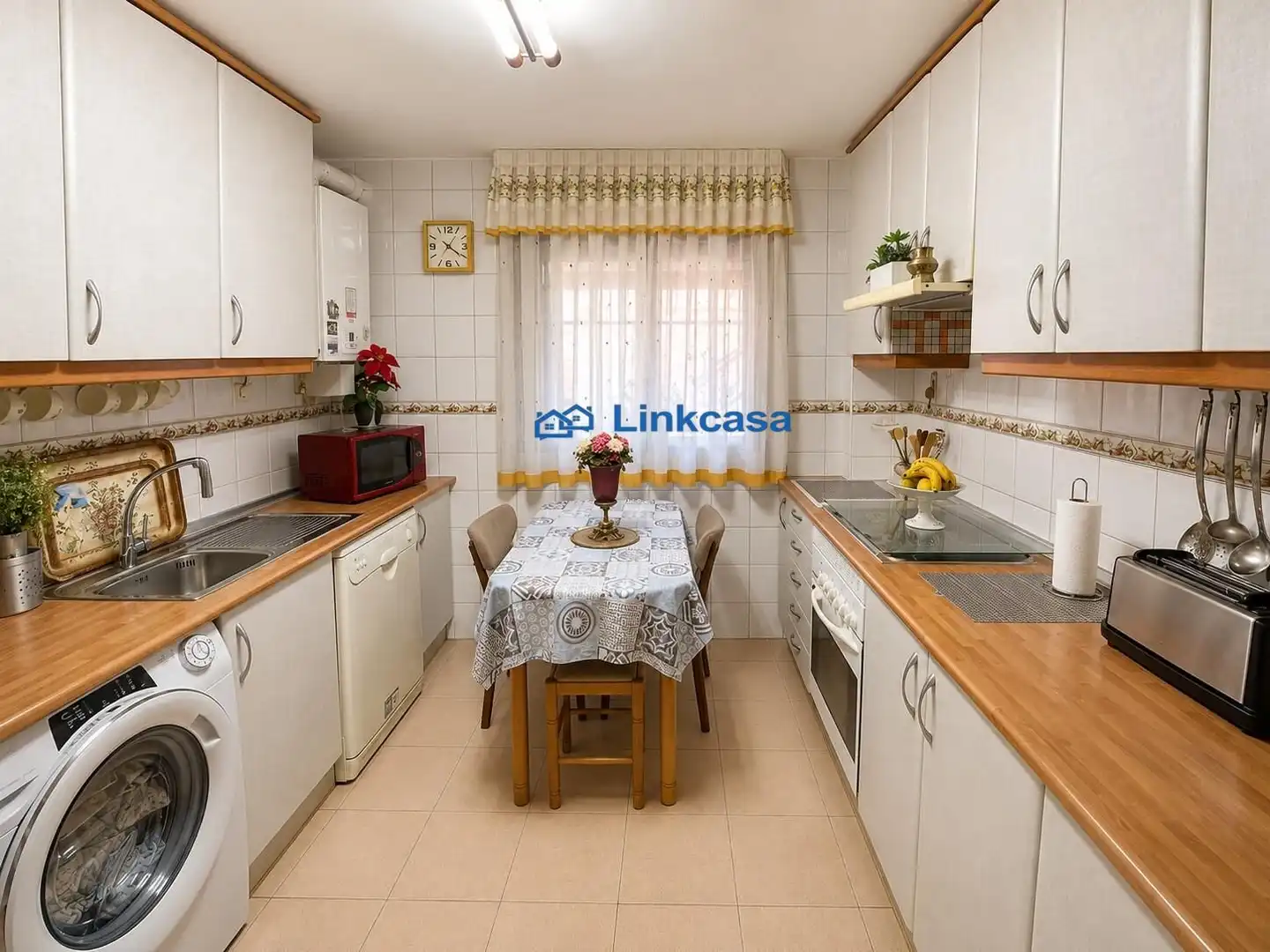 Flat with lift for sale in Calle Calle Peña Ubiña, imagen 3