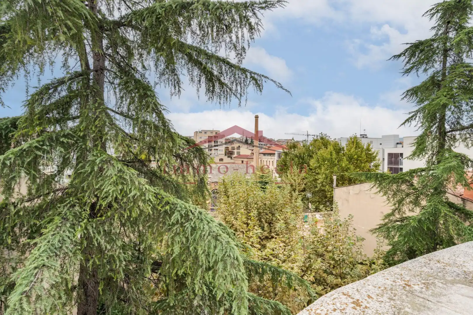 Jardí de Pis en venda en Igualada amb Calefacció, Terrassa i Forn