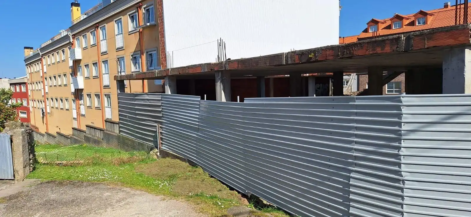 Gebäude zum Verkauf in Travesía de Meicende, 51, Pastoriza