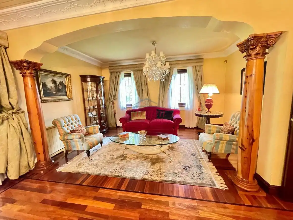 Sala de estar de Casa o chalet en venta en Loiu con Jardín privado, Terraza y Trastero