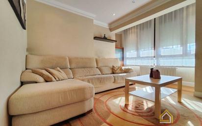 Living room of Flat for sale in Muskiz  with Heating, Furnished and Alarm