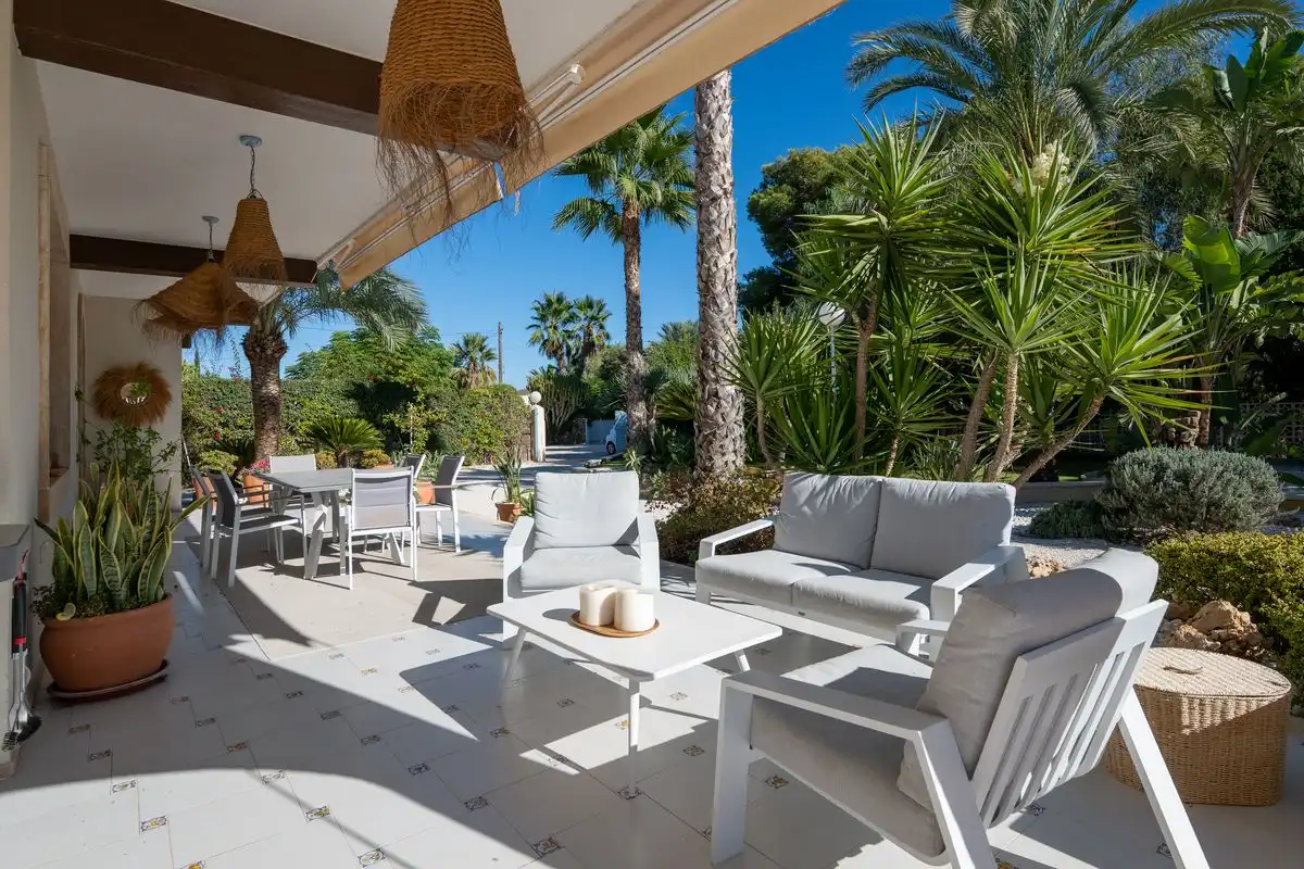 Terraza de Casa o chalet en venta en Elche / Elx con Aire acondicionado, Calefacción y Jardín privado