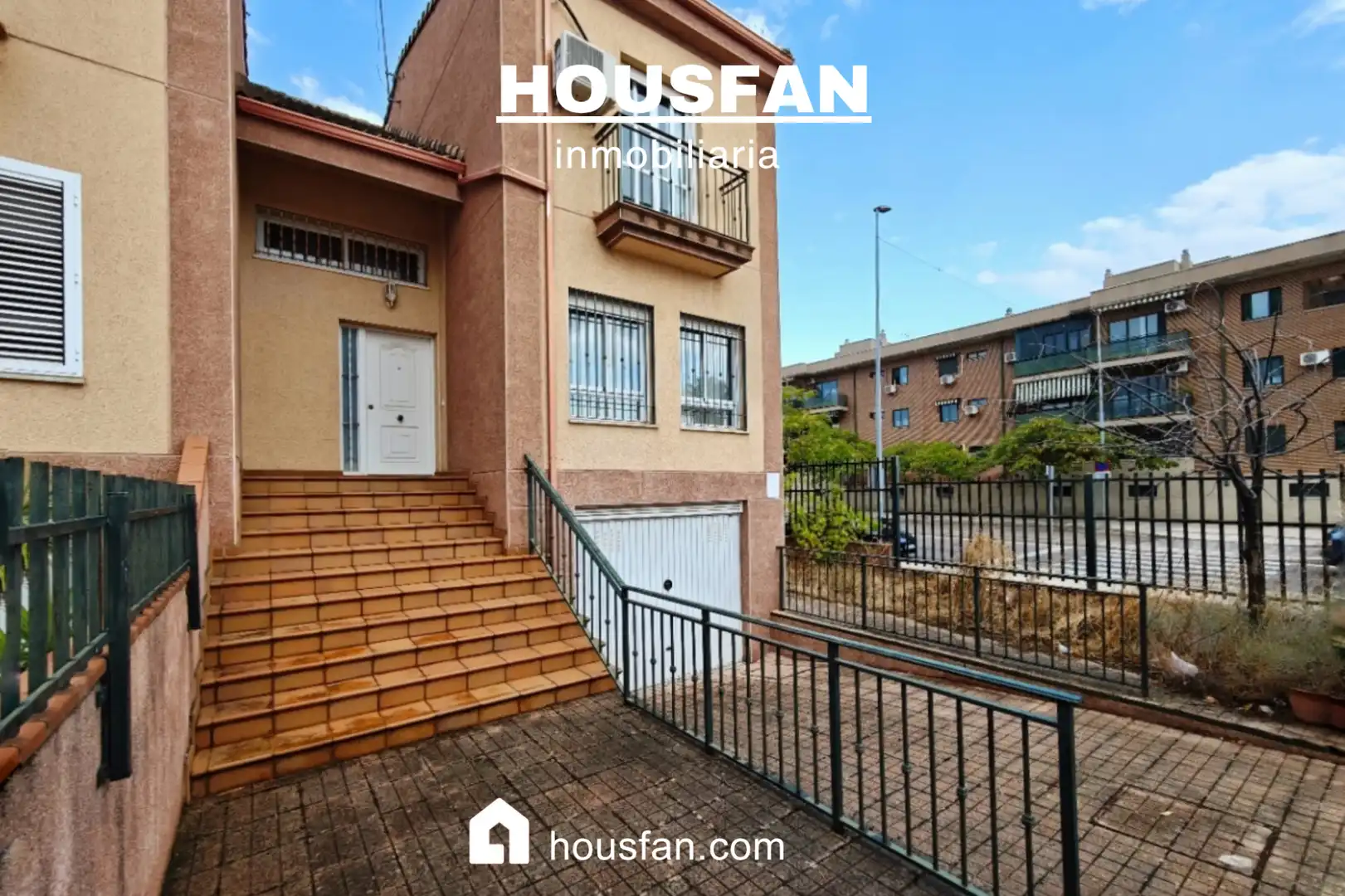 Vista exterior de Casa adosada en venta en Mejostilla