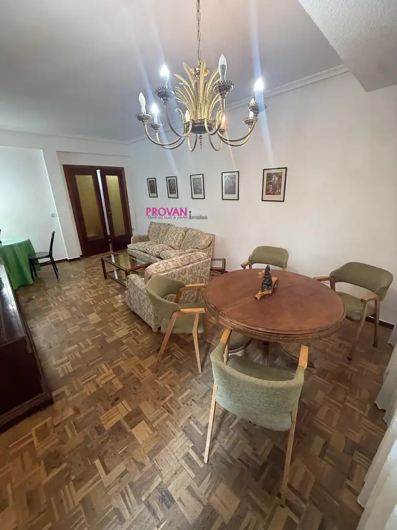 Piso en alquiler en Montserrat - Parque Empresarial, imagen 2