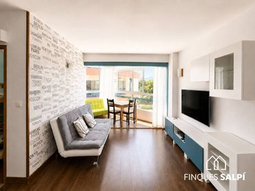 Appartement compact à vendre à Onze de Setembre