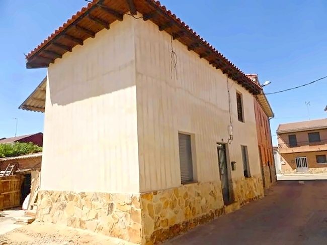 House or chalet for sale in Nueva, Manganeses de la Polvorosa
