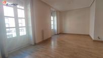 Living room of Flat for sale in Valladolid Capital  with Terrace