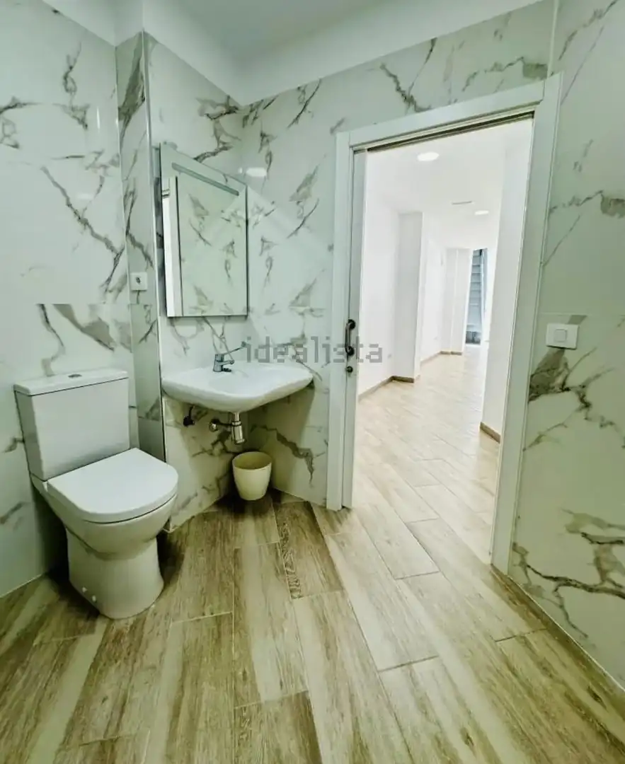 Baño de Oficina de alquiler en Santa Cruz de Tenerife