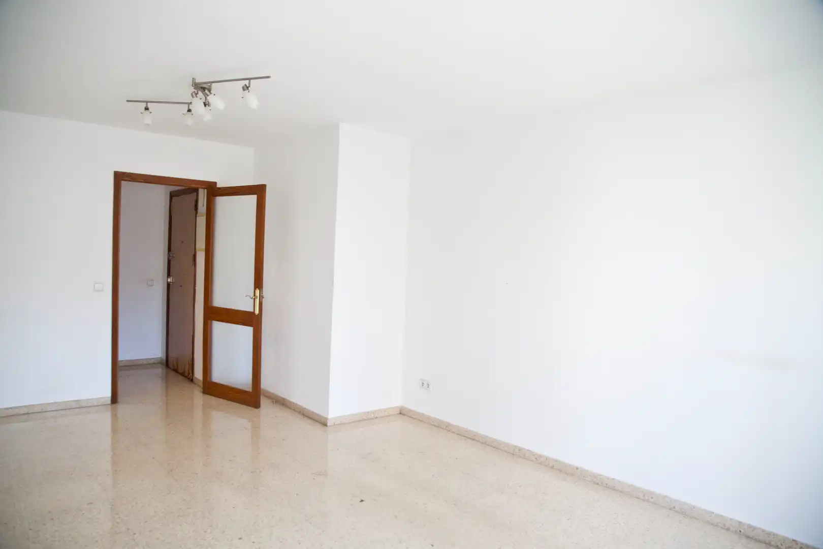 Piso con terraza en venta en Carrer Ricard Ankerman